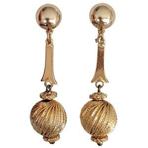 Monet Gold Tone Ball Dangle Clip On Earrings K651